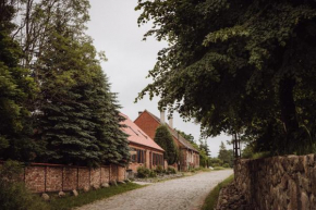 Osada pod Lipą, Ostrowice K Drawska Pomorskiego